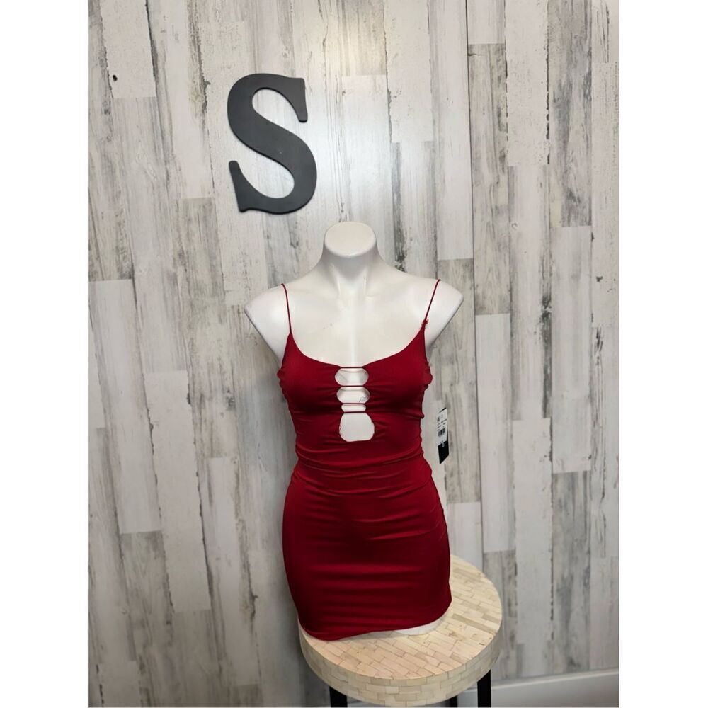 BEBE red dress - Picture 2 of 9